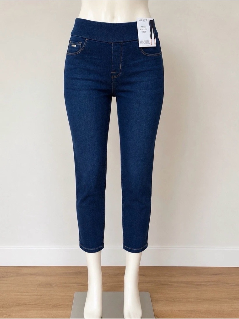NWT Nine West Heidi Pull On Crop Jeans Womens Size 4 Dark Wash Stretch